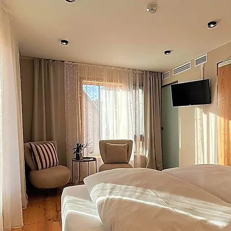 فندق Hotel-weingut Bernard مارغيتسهُشهايم